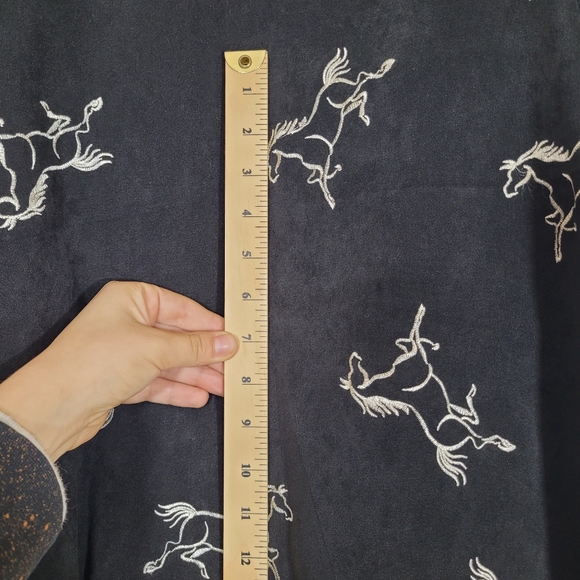 Equestrian 3 sq/yard fabric scrap faux suede stretchy black embroidered material - Picture 3 of 4